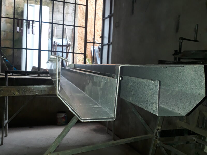 calhas de chapa galvanizada